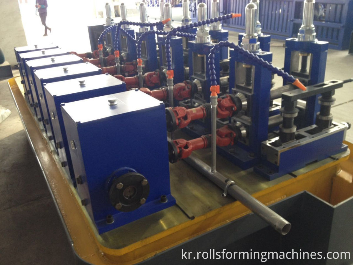 파이프 제조 기계 pipe making machine